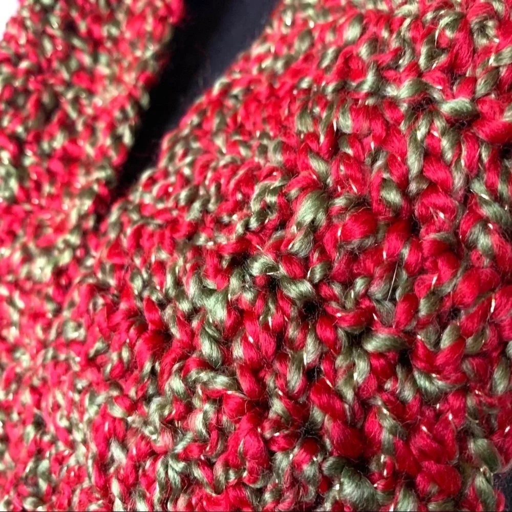🔥 NWT Handmade Crochet Scarf Green Red Gold New